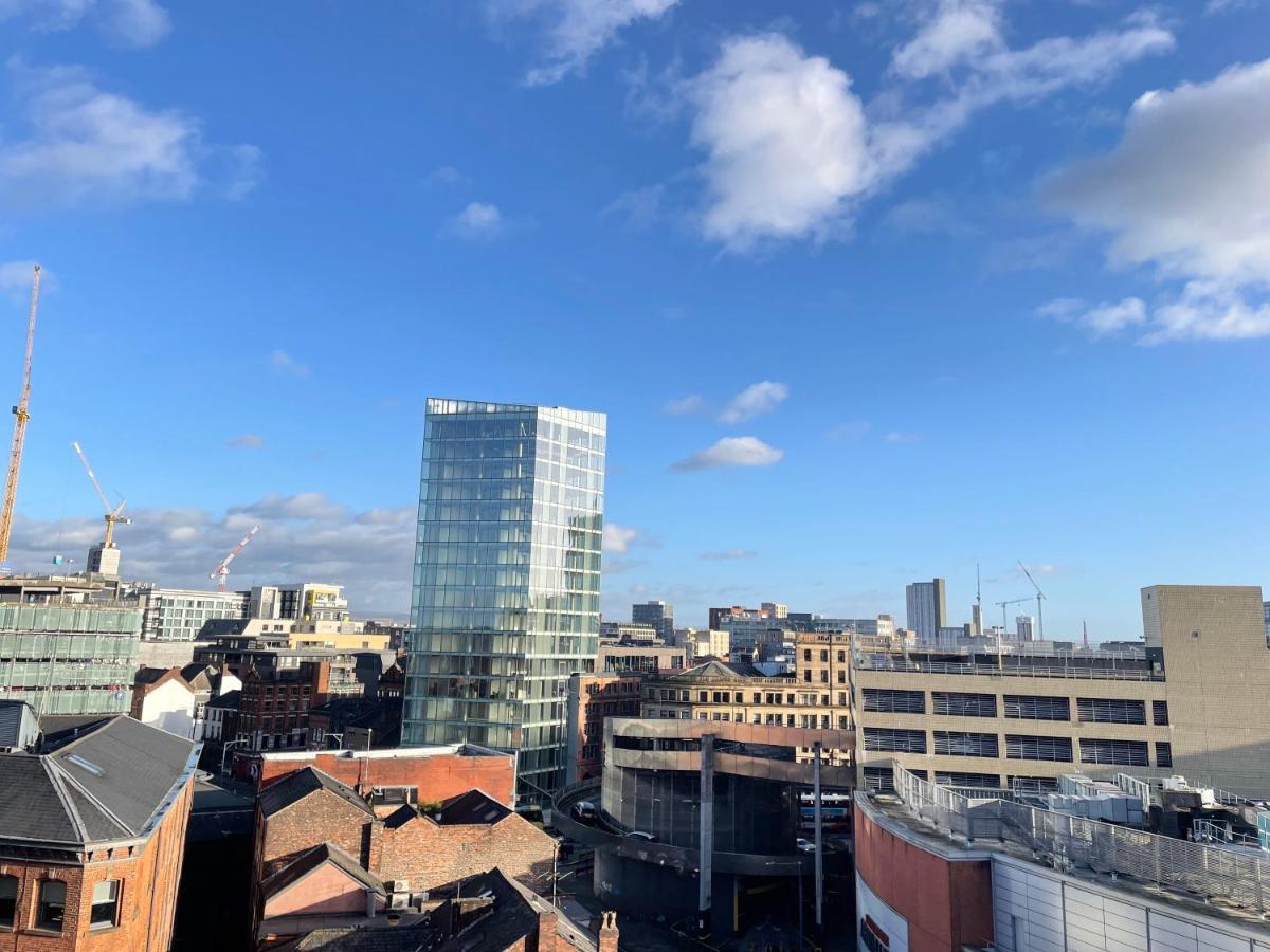 City Centre, Top Floor Apartment, Two Balconies Manchester Exterior photo