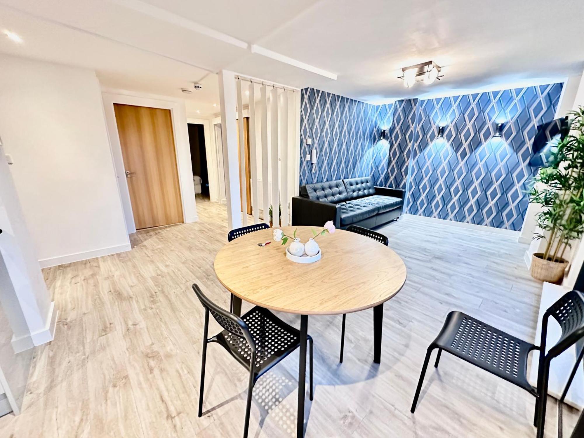 City Centre, Top Floor Apartment, Two Balconies Manchester Exterior photo